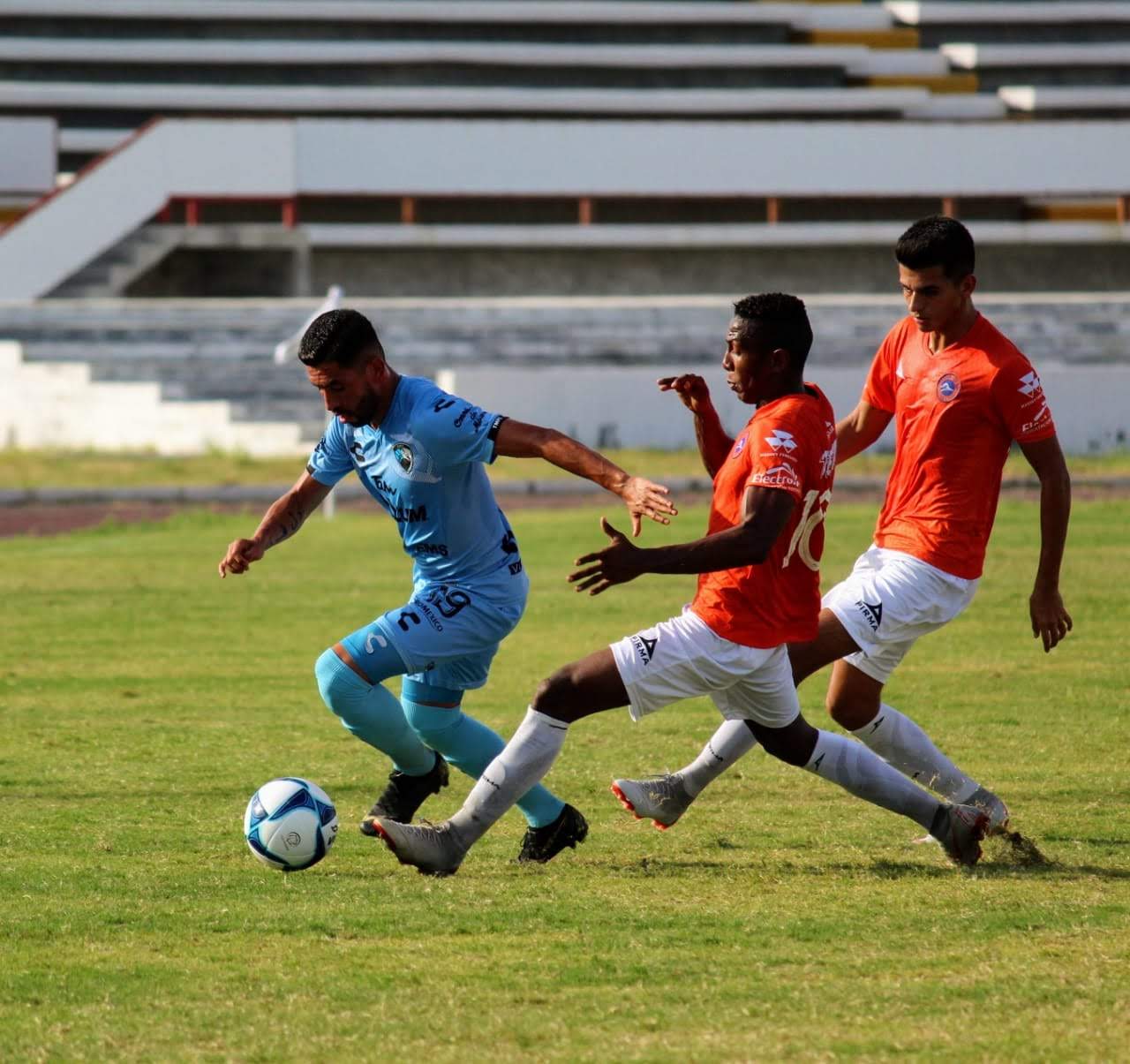 Jaiba Brava se enfrentó ante Correcaminos.