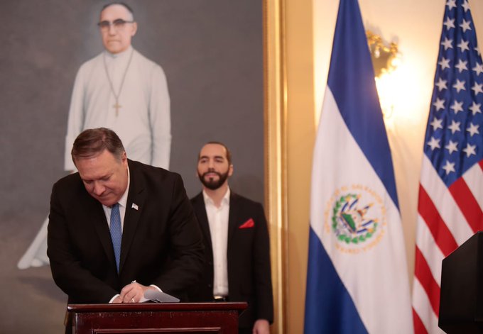 Mike Pompeo visitó El Salvador, donde mantuvo una reunión con Nayib Bukele (@PrensaBukele)