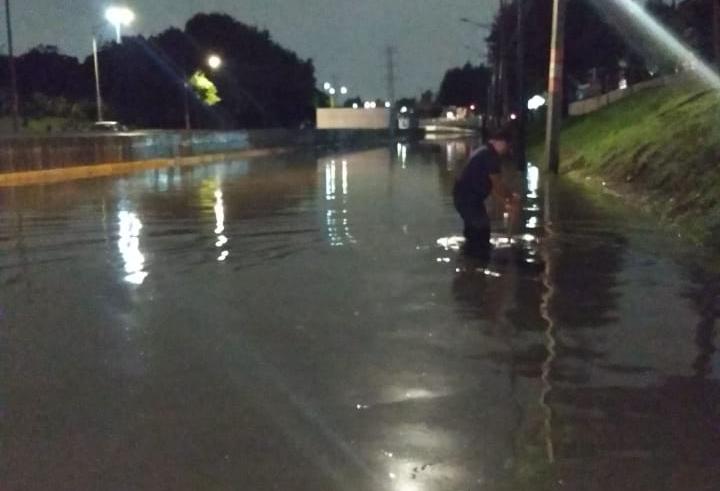 Encharcamiento en calles y vialidades de Gustavo A. Madero. (Gabriel Ortega)