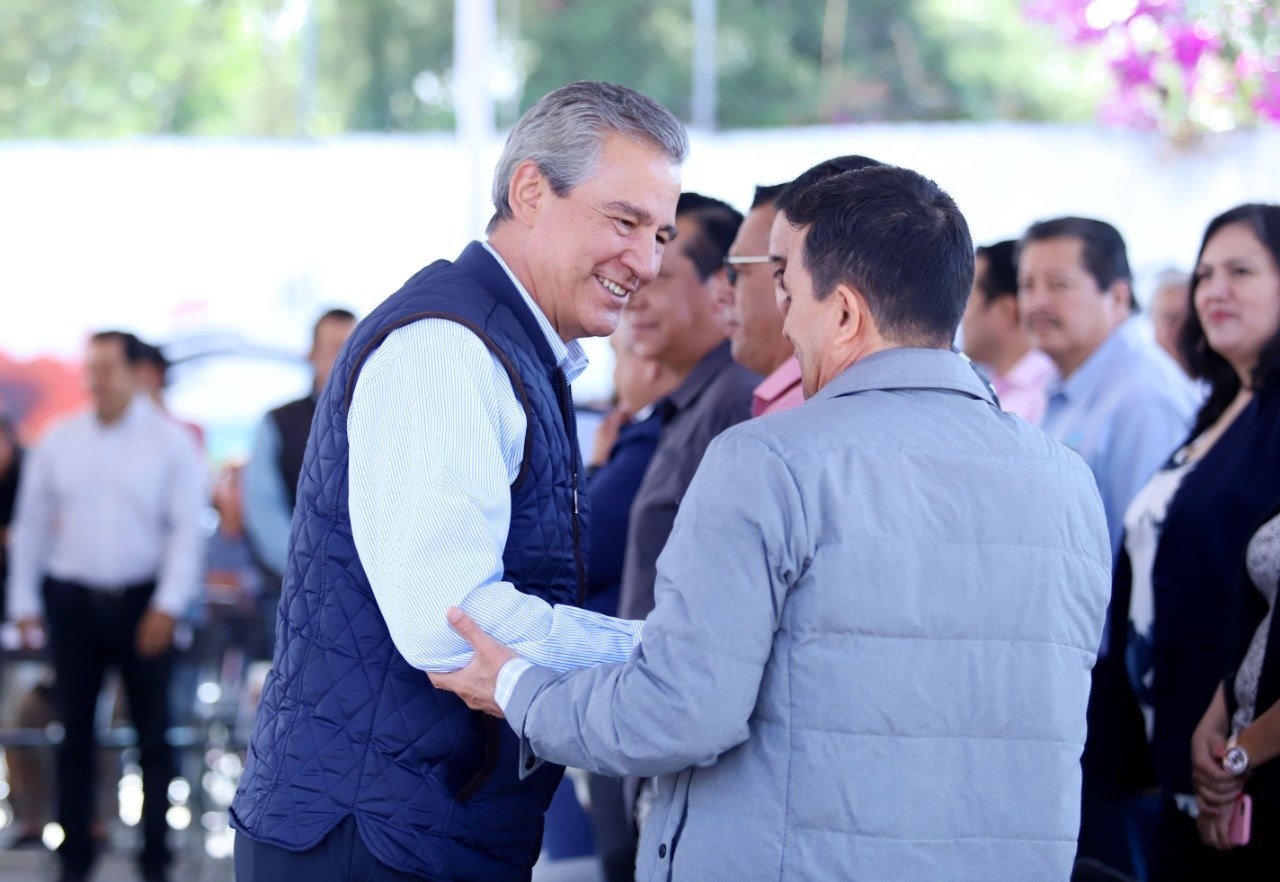 Héctor López Santillana tendrá quien le ayude con algunas funciones. Especial.