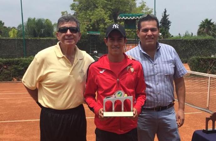 Rodrigo Corro Juárez, tenista poblano (Especial)