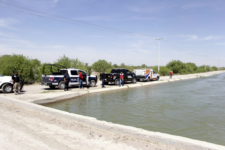 La vigilancia es constante en los canales de riego de parte de la Dirección de Seguridad Pública Municipal y Protección Civil. (Cortesía)