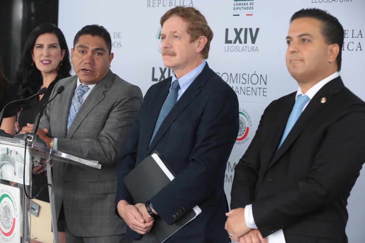 Los legisladores alistan una controversia constitucional. (Jesús Quintanar)