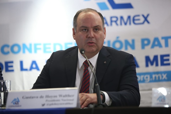 El presidente de Coparmex, Gustavo de Hoyos, durante su conferencia de prensa en torno a la inseguridad. Foto: Juan Carlos Bautista.