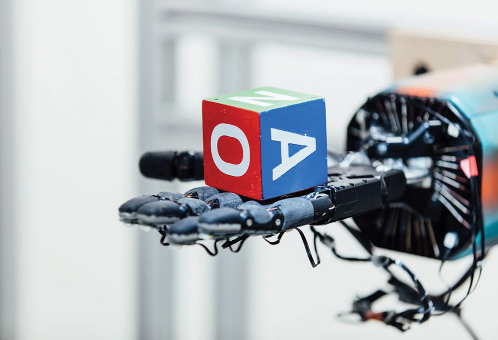 Los esfuerzos de OpenAI, la empresa con sede en San Francisco, incluyen mejorar la destreza de los robots (Cortesía).