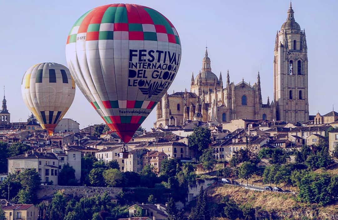 Segundo Festival Accesible de Globos en Segovia, España