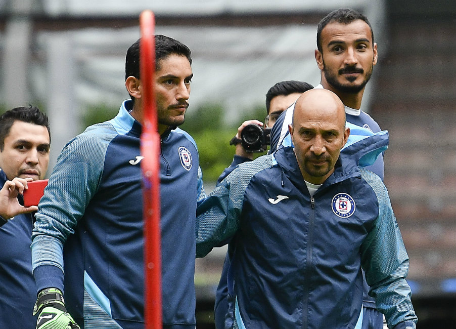 Óscar Pérez con Cruz Azul (Imago7)
