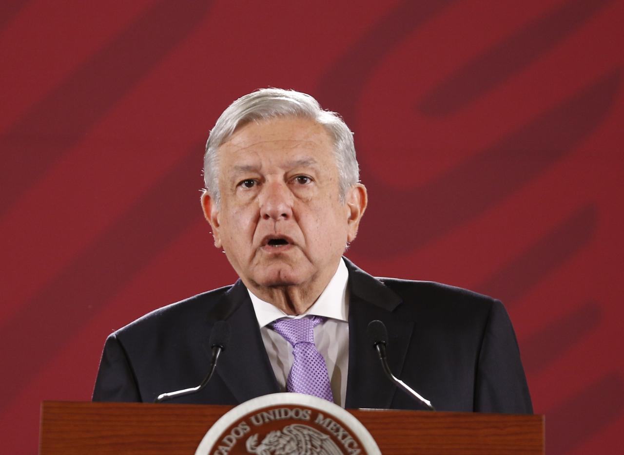 AMLO en su conferencia matutina. (Foto: Héctor Téllez)