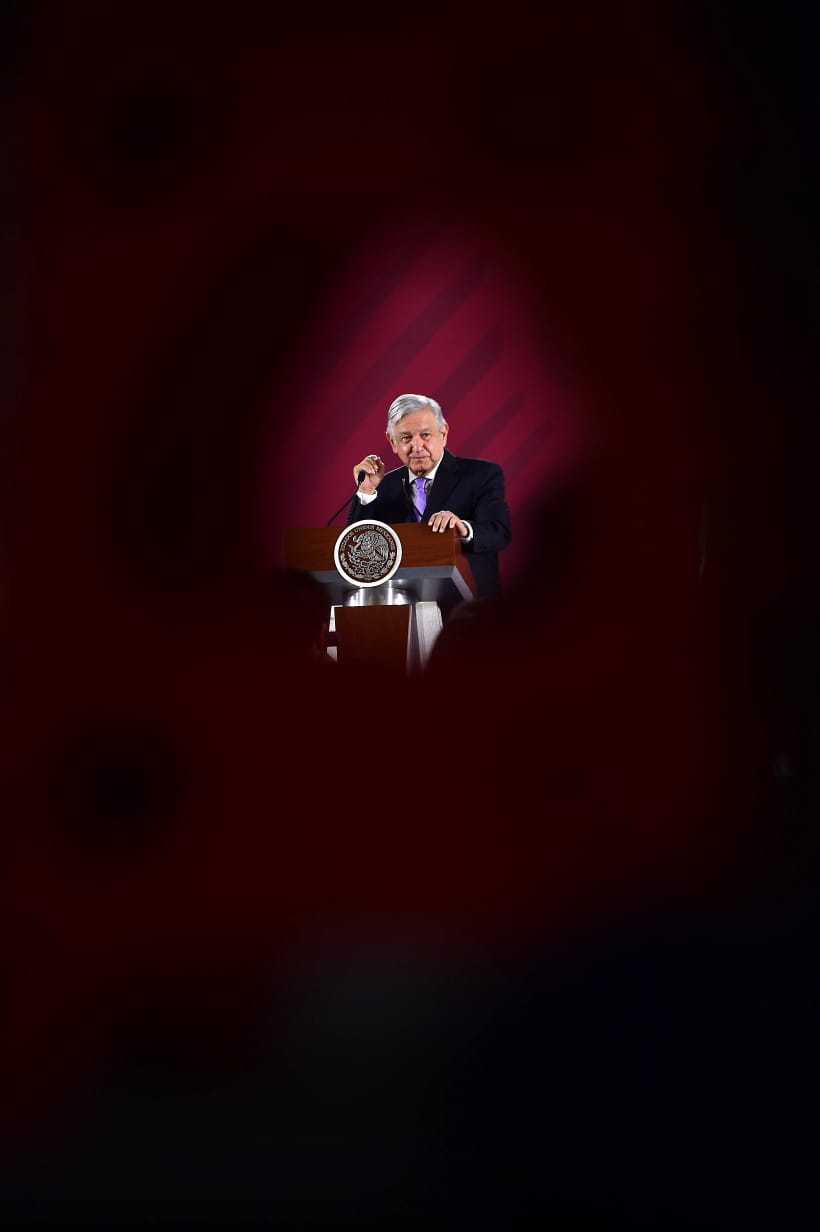AMLO detecta nueva venta de huachicol en carretera a Puebla/Especial.