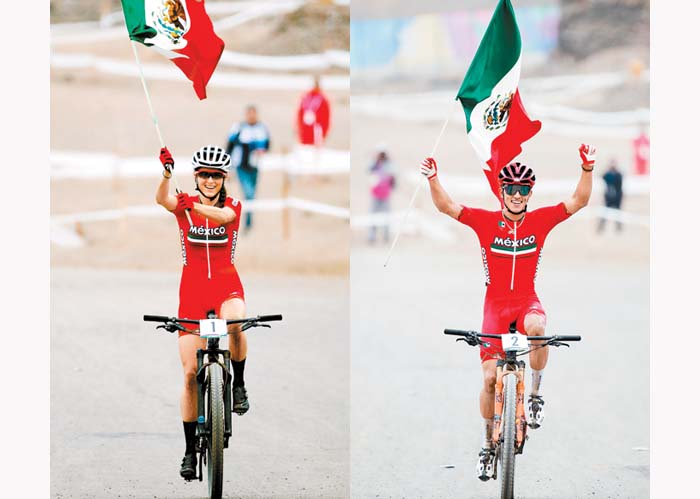Campuzano y Ulloa ondearon la bandera mexicana. EFE