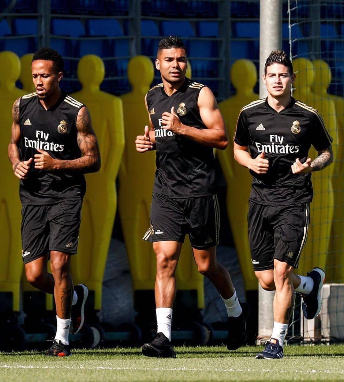 James Rodríguez, Casemiro y Militao (Twitter: @realmadrid)
