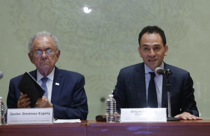 Las secretarías de Hacienda y Comunicaciones y Transportes anuncian programa para incentivar economía. Foto: Araceli López