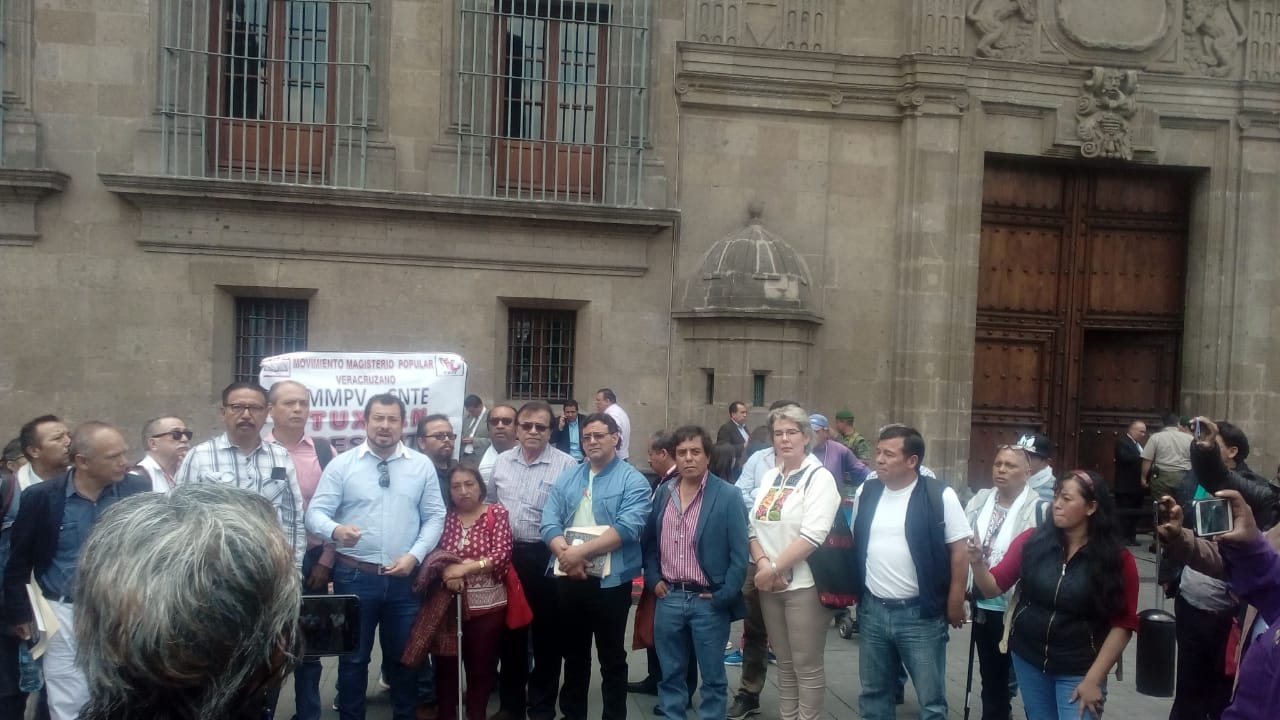 AMLO revisa con CNTE avances en reinstalación de maestros (Tomada de@cnte_7)