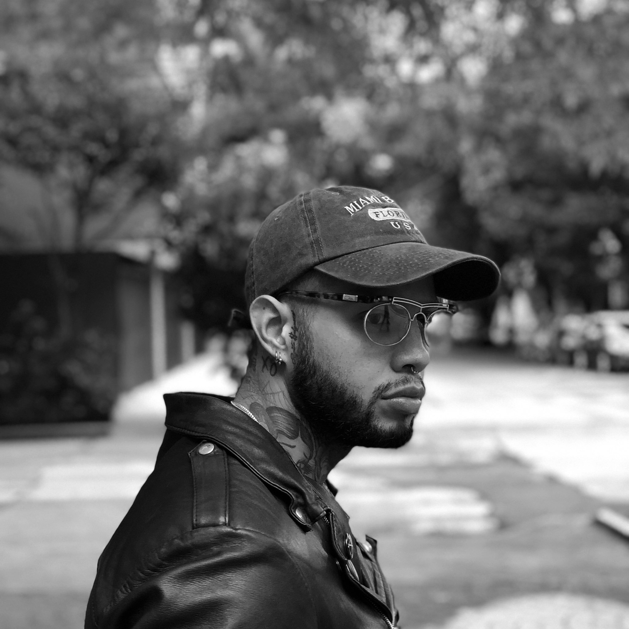 Hadrian (Twitter: @_hadrian)