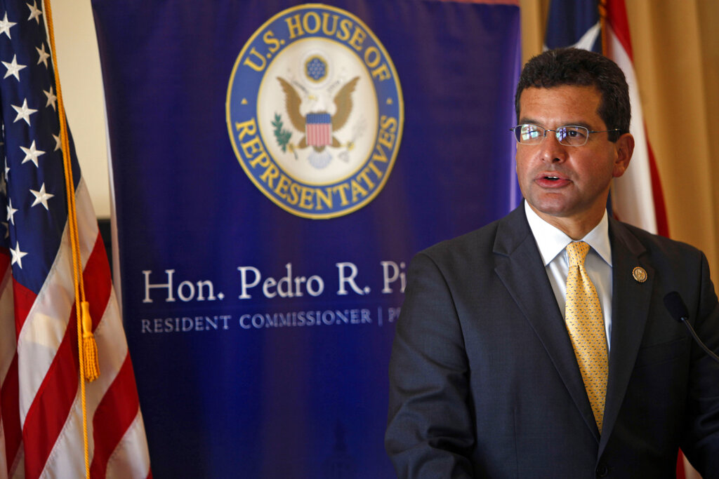 Pierluisi, un abogado corporativo que trabaja para la firma legal O'Neill & Borges de Washington, será elegible para suceder a Rosselló. AP