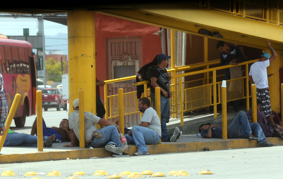 El director de la Casa del Migrante en Saltillo denunció una cacería en contra de los viajeros. (Archivo)