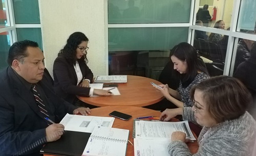 Durante una conciliación. (Alondra Ávila)