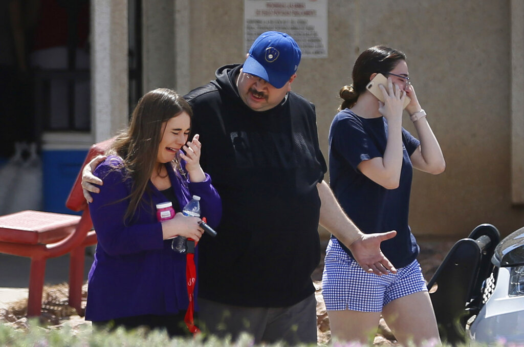 Ebrard informó que los heridos se encuentran en el Hospital UMC El Paso,Texas. AP
