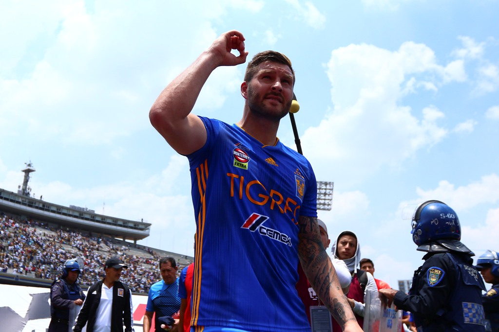 Gignac supera a Tomás Boy en la historia de los felinos (Imago7)