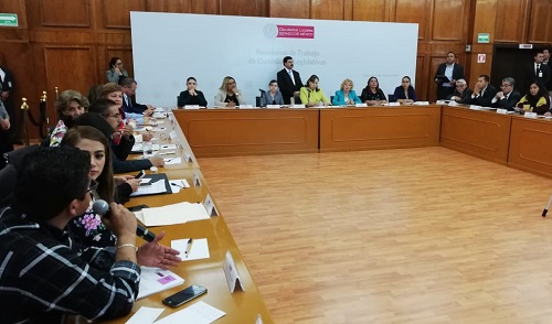 Asistieron 24 legisladores al primer escarceo sobre el tema. (Claudia Hidalgo)