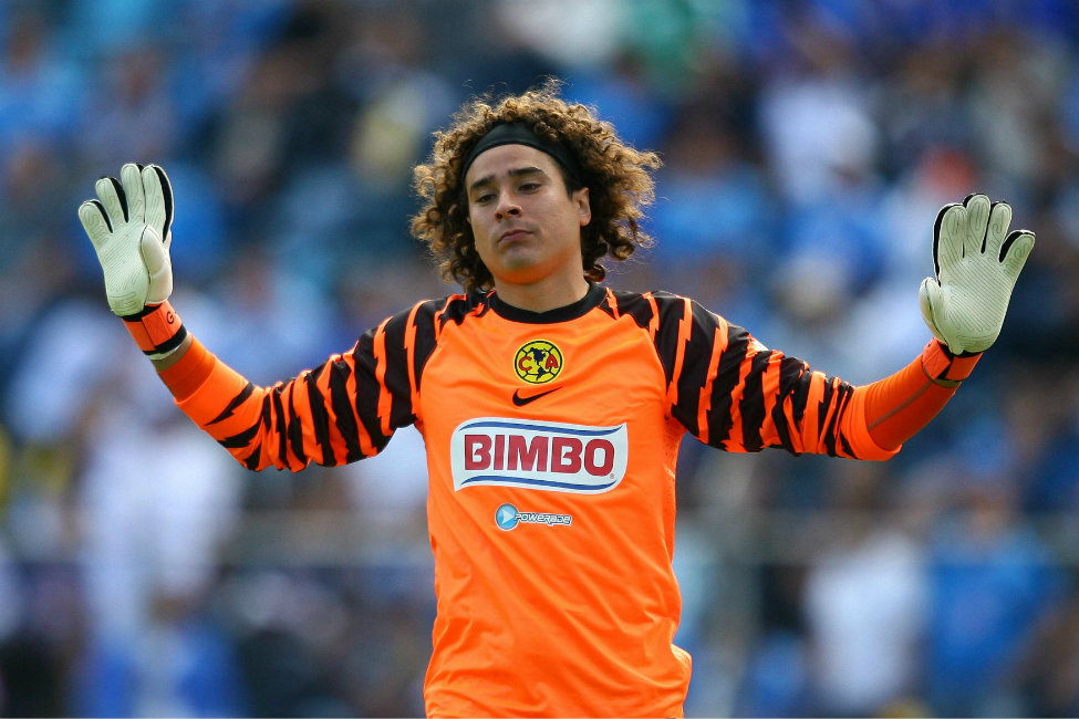 Guillermo Ochoa con América (Mexsport)