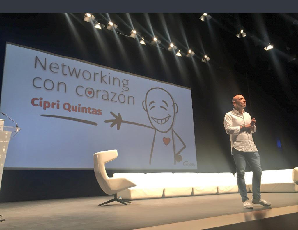 El oriundo de Madrid, señala que su búsqueda constante se centra en “perfeccionar el arte de unir los puntos". (Especial)