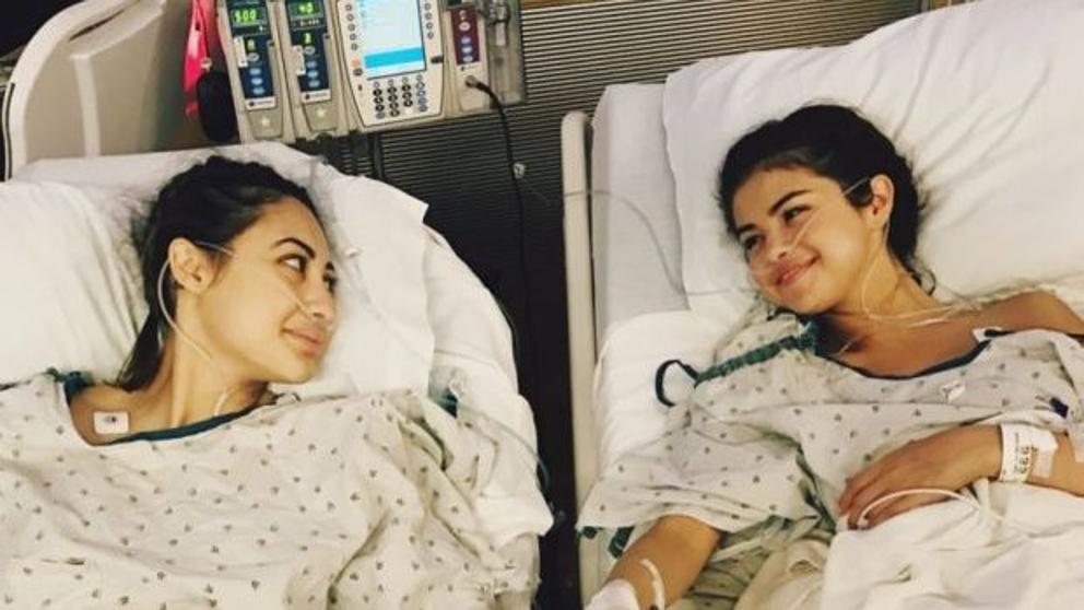 ¿Selena Gómez se peleó con su mejor amiga? ¿la que le donó el riñón? (Especial)