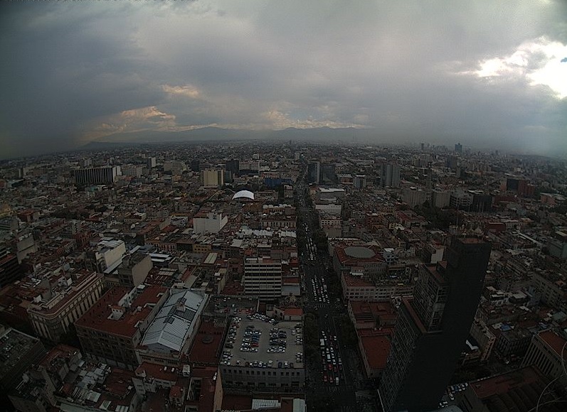CdMx vista desde la Torre Latino. (Tomado de @webcamsdemexico)
