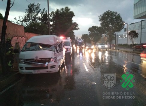 Choque en Constituyentes. (Tomada de @OVIALCDMX)