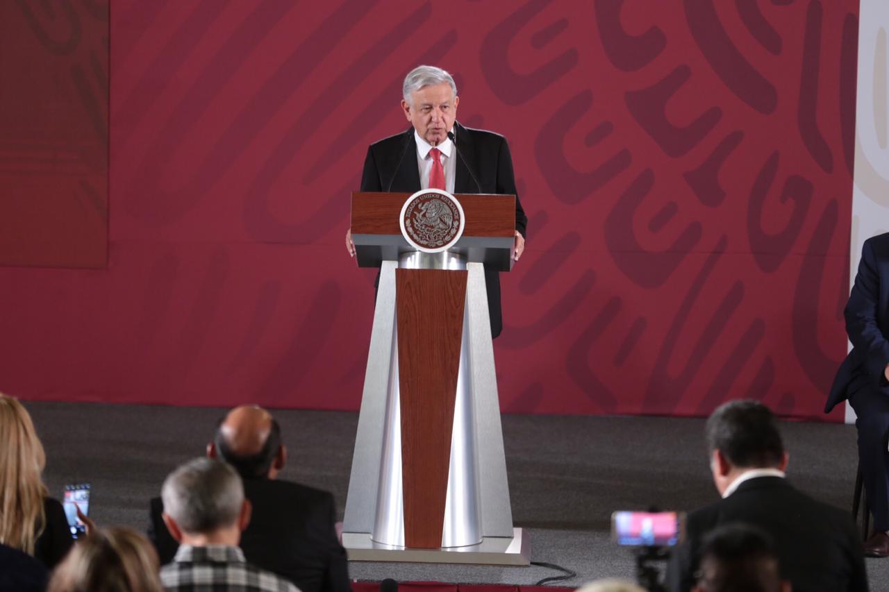 El Presidente Andrés Manuel López Obrador durante la conferencia matutina en Palacio Nacional. (Foto: Jesús Quintanar)