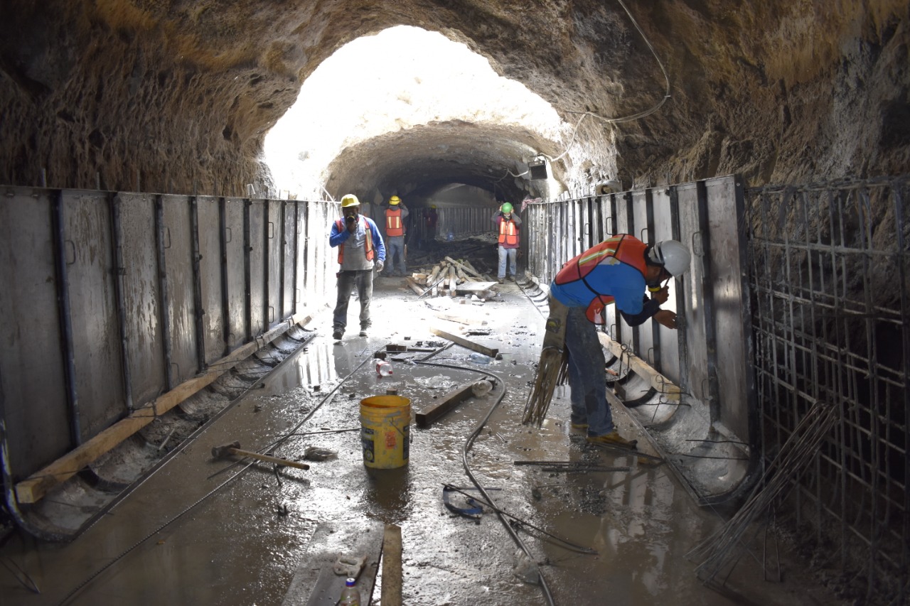 Realiza Agua de Puebla saneamiento de aguas residuales (Especial)