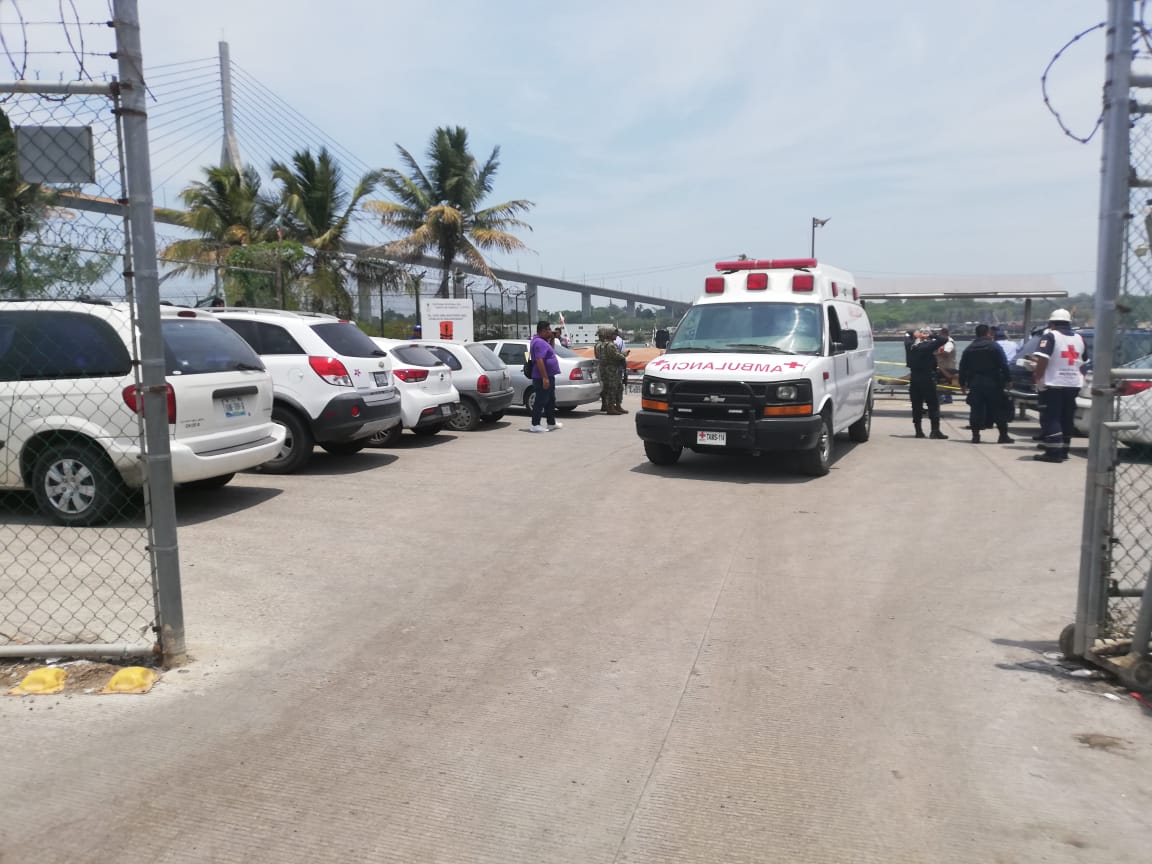 Hombre se arroja del puente Tampico (Foto/CORTESÍA)
