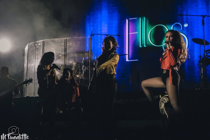"Ellas": en concierto (Twitter: @EllasOficial_)