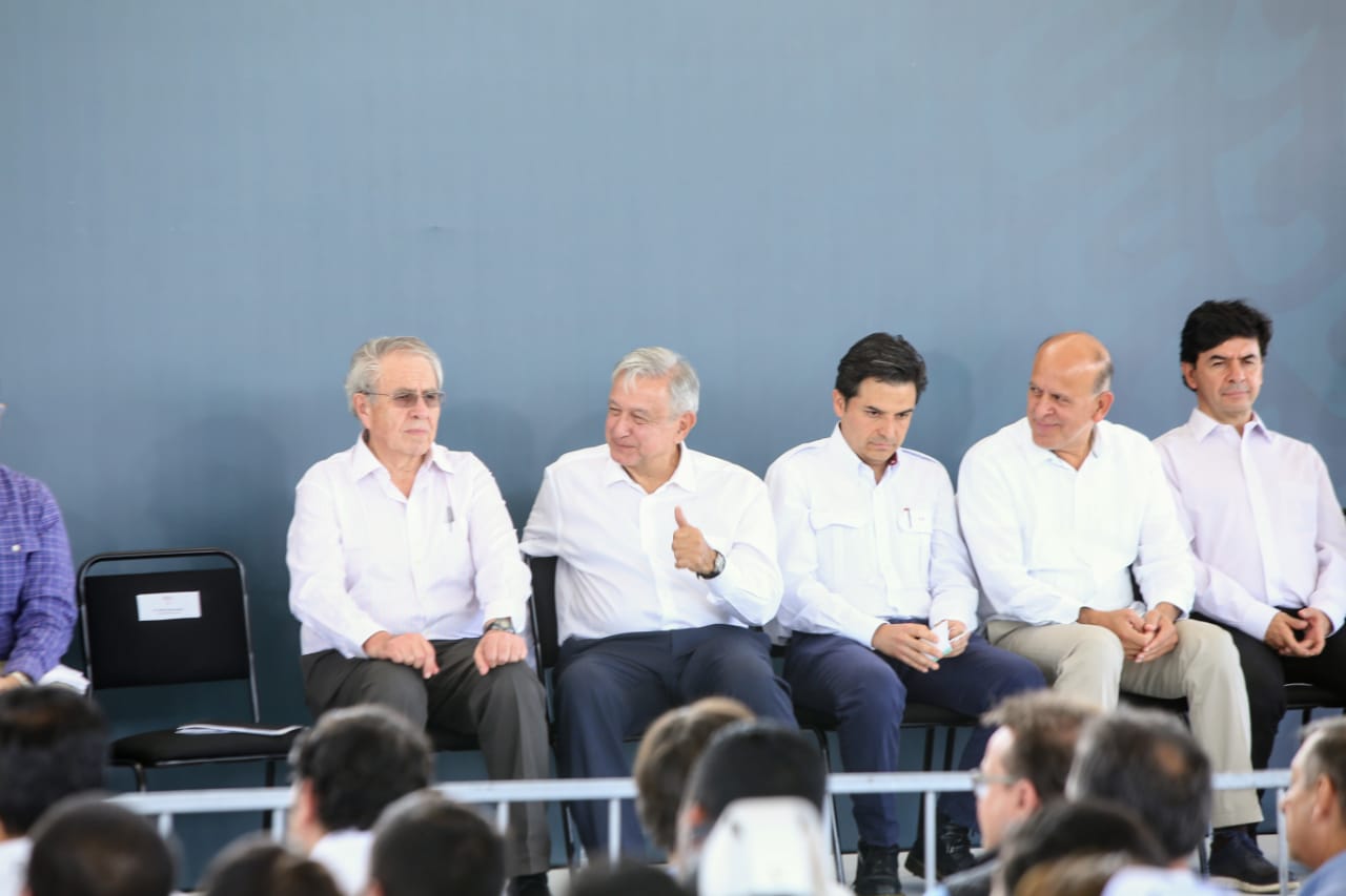 El presidente Andrés Manuel López Obrador pidió a Zoé Robledo ser como Jesús Reyes Heroles/Juan Carlos Bautista.