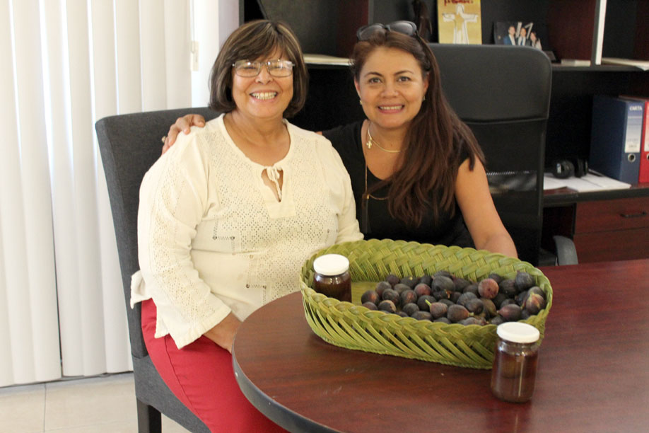 Además de vender el fruto, lo procesa en mermeladas, dulces, higo en salsa de vino tinto y otros comestibles. (Lilia Ovalle)