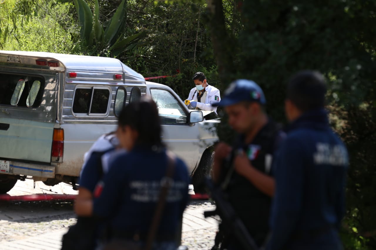 Accidente vial ocasionado por una pick up que se quedó sin frenos. (Jorge Sánchez)