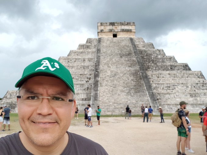‘El Gordo’ Ayala, la nueva voz de Box Azteca (Twitter @RAYALETT)