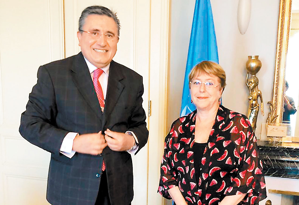 Luis Raúl González Pérez y la alta comisionada de las Naciones Unidas, en Ginebra. (Especial)