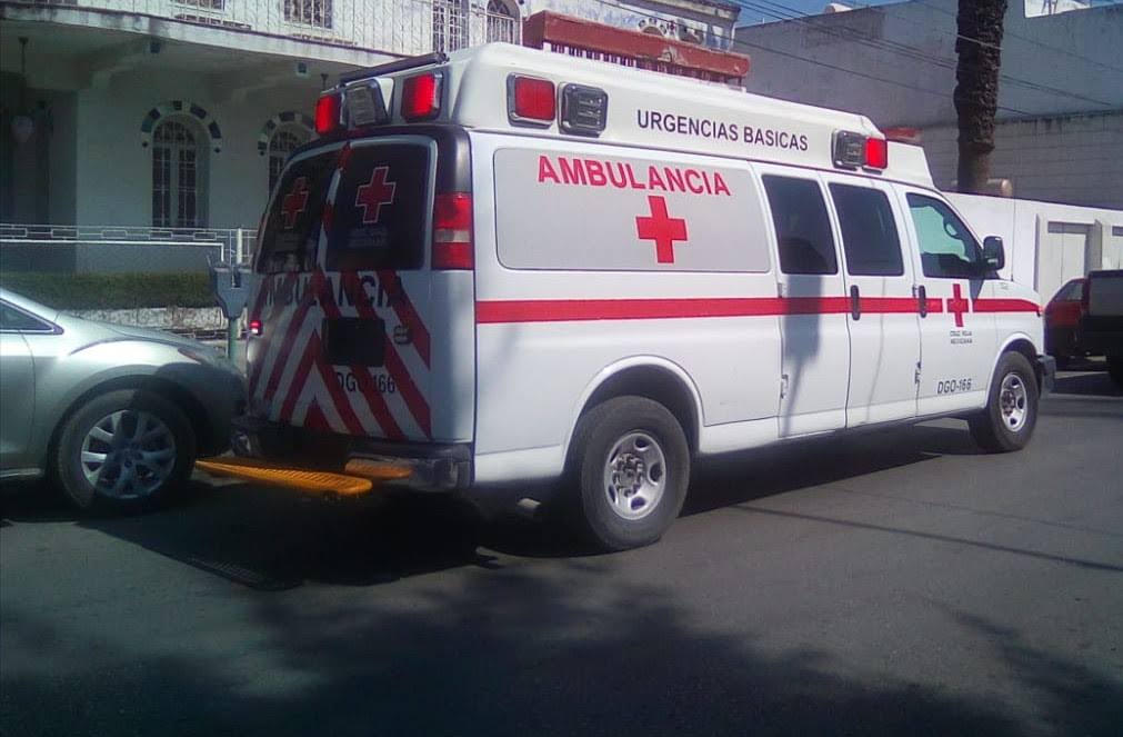 Supuestamente la drogadiccion de su madre fue uno de los factores en el suicidio. (Especial)