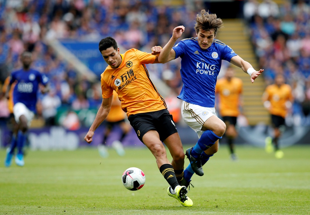 Raúl Alonso Jiménez durante el encuentro entre Wolverhampton y Leicester City de la Premier League (Reuters)
