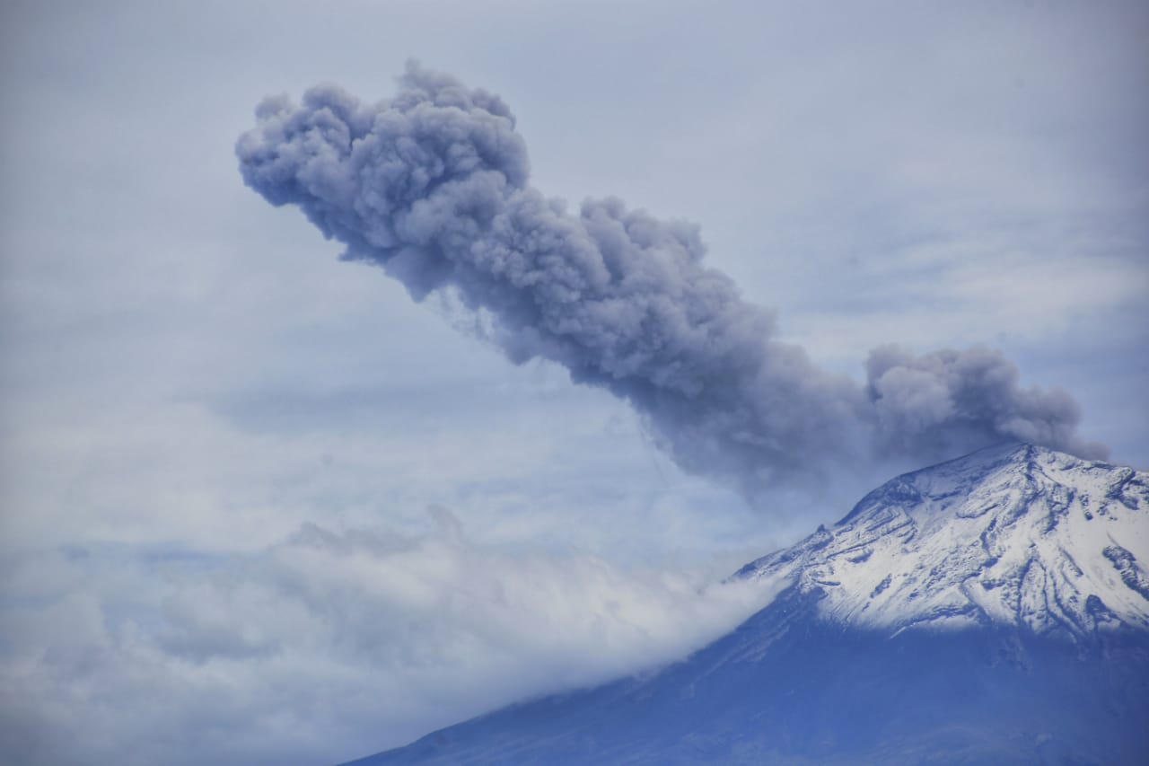 El Cenapred reporta que en el país hay más de 2 mil volcanes. (Andrés Lobato)