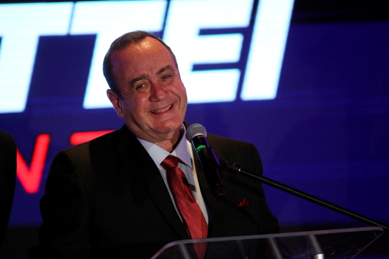 El conservador Alejandro Giammattei fue electo como presidente de Guatemala al triunfar en el balotaje contra la socialdemócrata Sandra Torres.