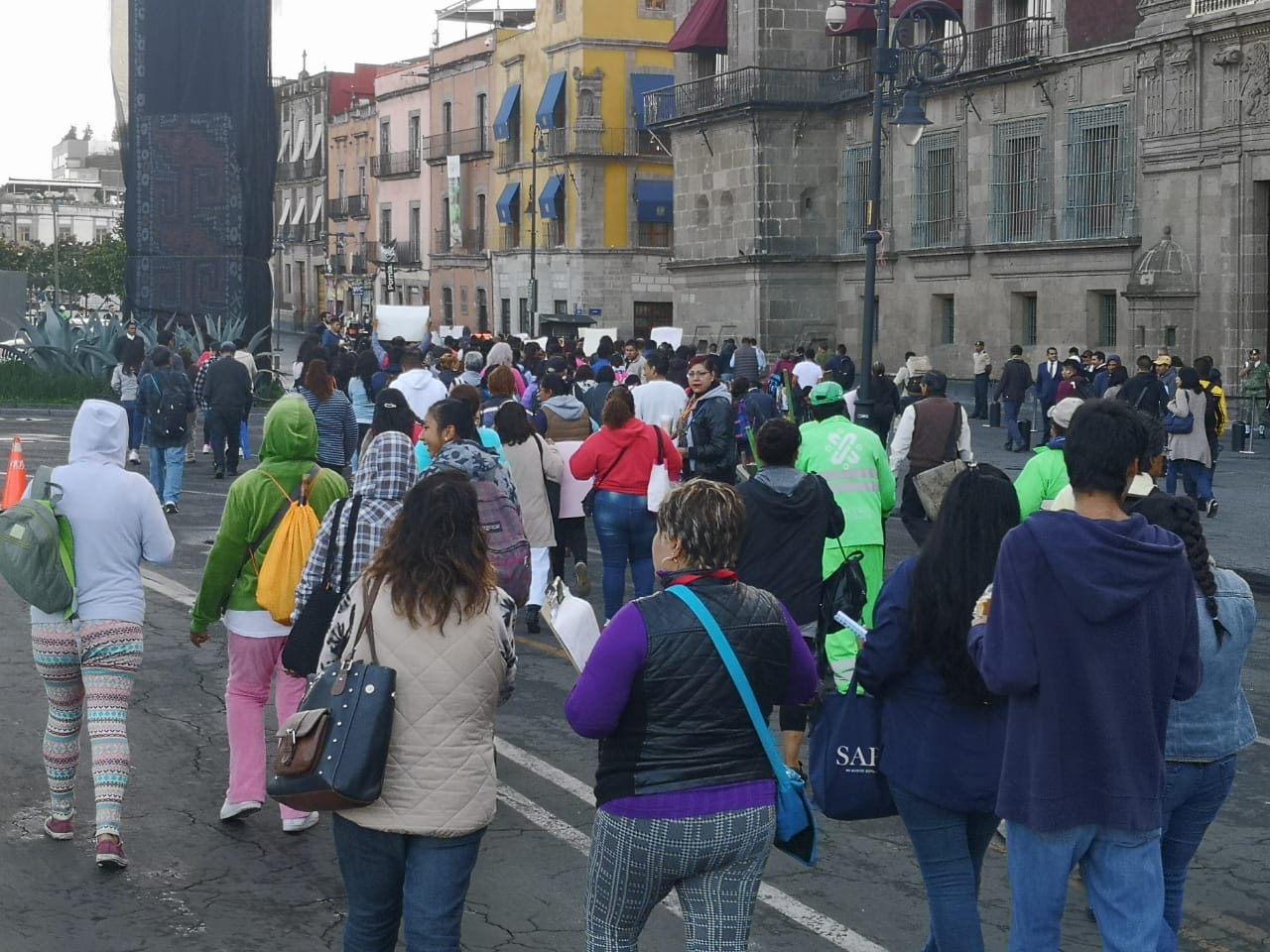 Los manifestantes aseguran que las autoridades capitalinas no han dado respuestas a sus demandas./ César Velázquez