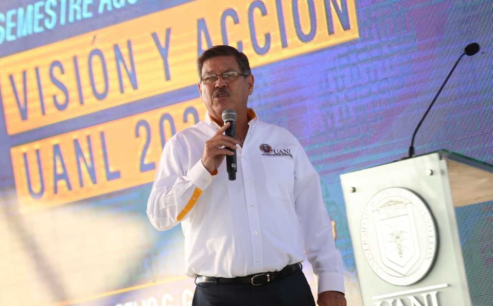 El rector de la UANL, Rogelio Garza Rivera declaró que no existe ninguna afectación económica, (Foto: Especial)