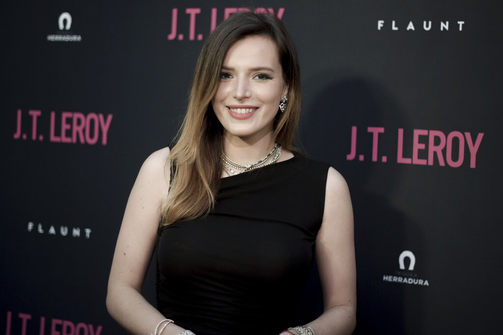 Bella Thorne debutará como directora con película porno (AP).