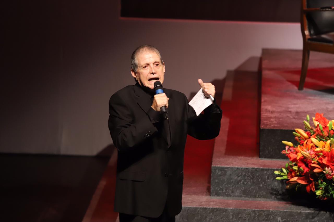 El actor se dijo esperanzado a que le vaya bien a México (Edgar Negrete)