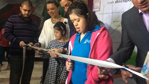 Niños y jóvenes participaron en la muestra. (Monserrat Mata)