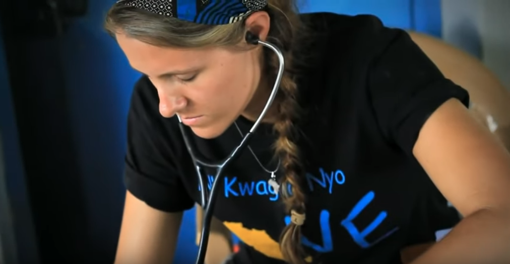 Renee Bach (YouTube).