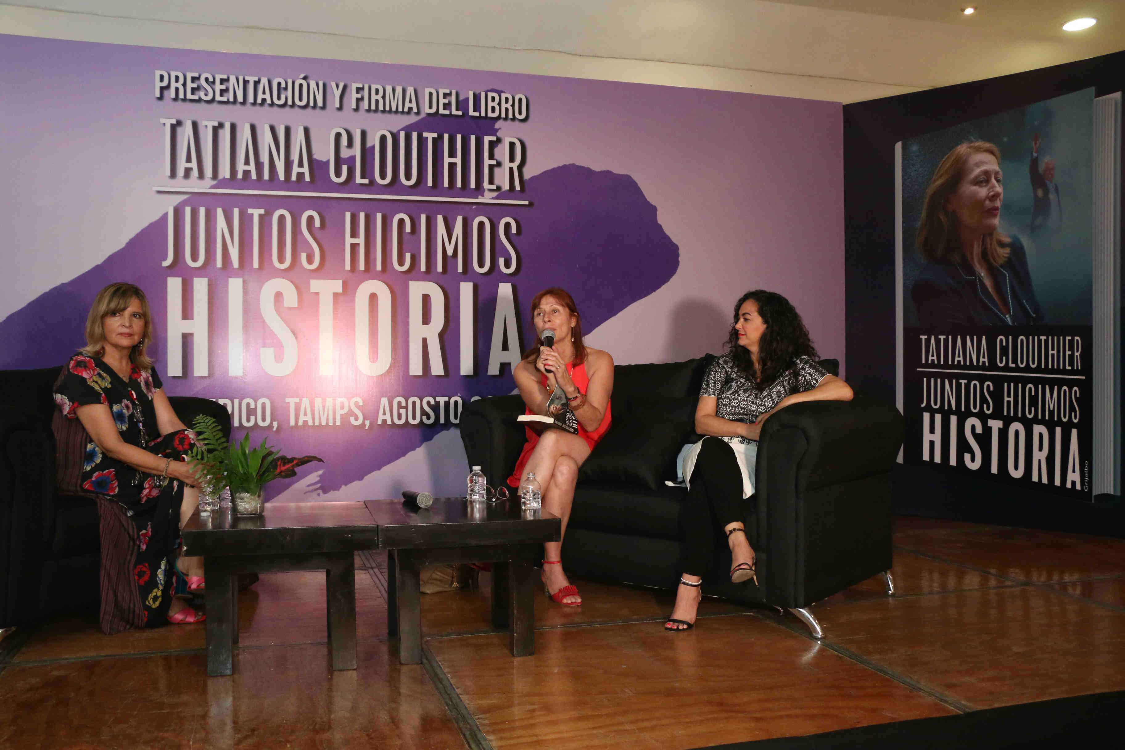 Tatiana Couthier junto a la diputada Olga Sosa y Libertad García Cabriales.