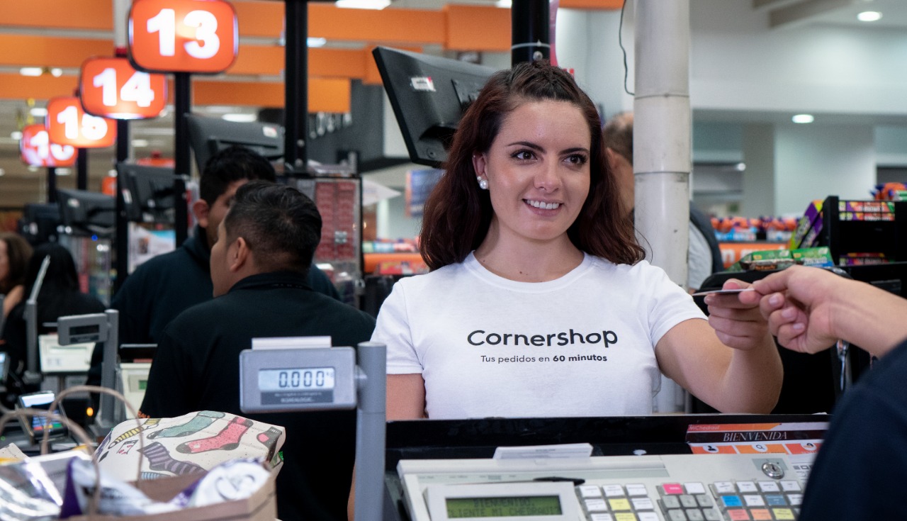 En México, muejres entre 30 y 40 años realizan la compra del supermercado por medio de aplicaciones móviles como Corner Shop (Foto: Especial)
